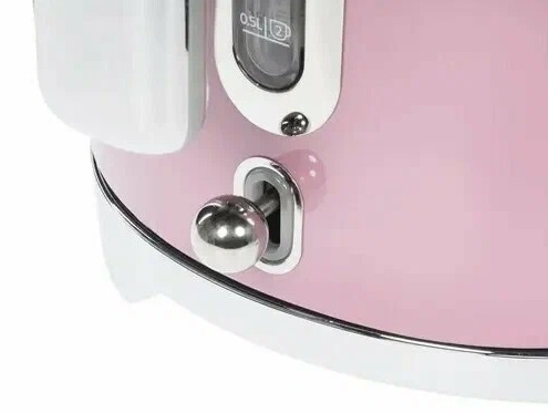Обзор электрического чайника Smeg KLF03PKEU