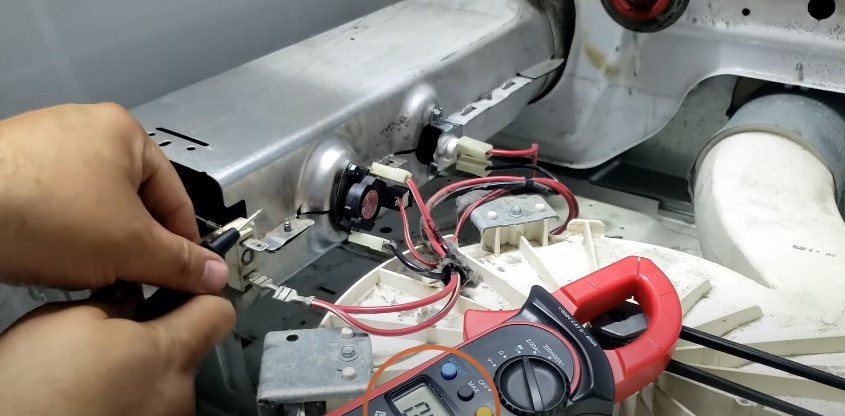 Как включить и выключить варочную панель