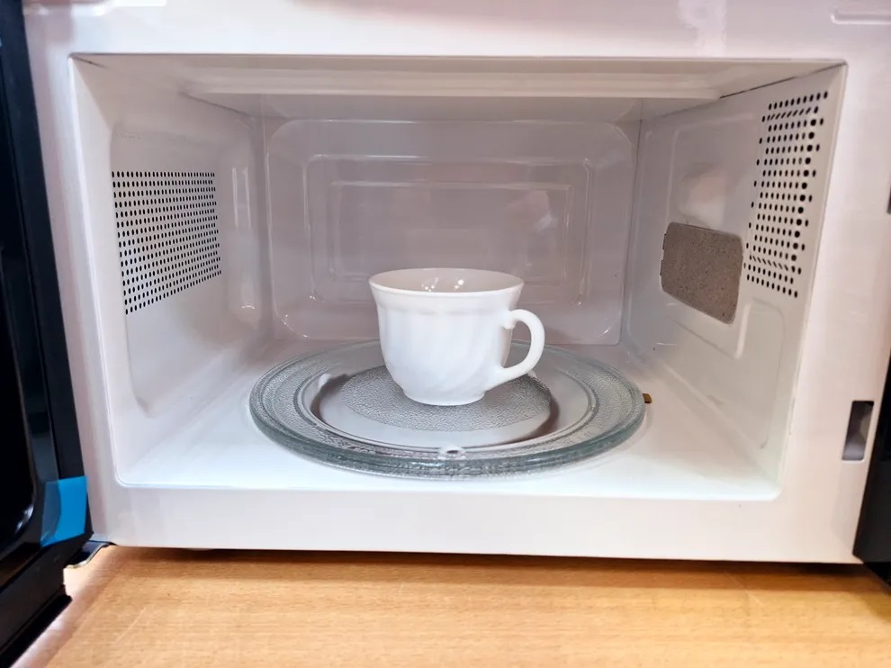 Как установить встраиваемую микроволновую печь Graude Как установить встраиваемую микроволновую печь Graude