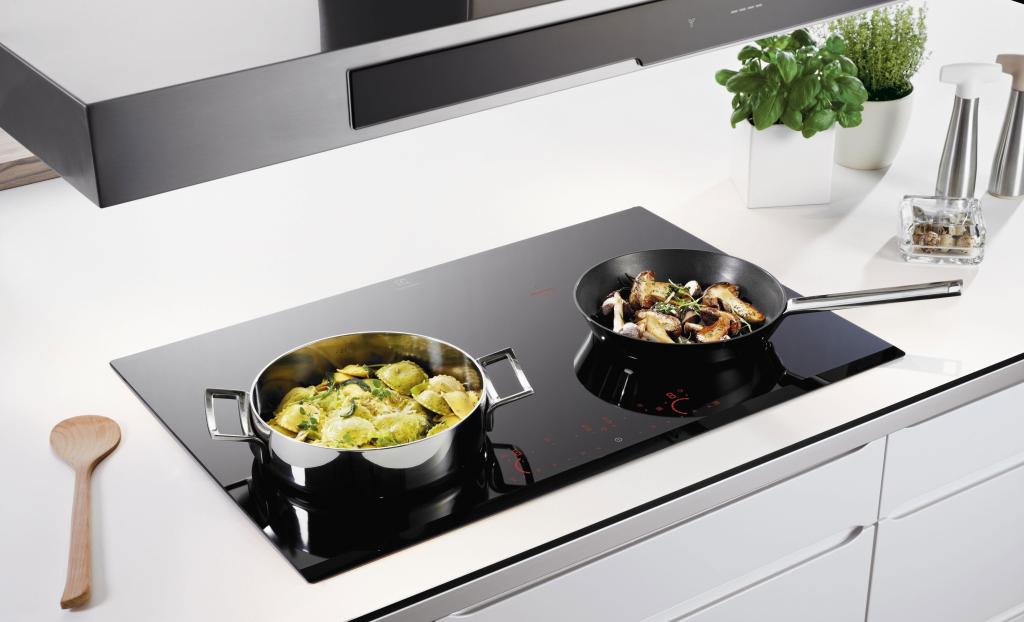 Обзор популярных моделей варочных панелей Обзор популярных моделей варочных панелей