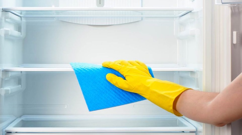 Как убрать неприятный запах из холодильника Как убрать неприятный запах из холодильника