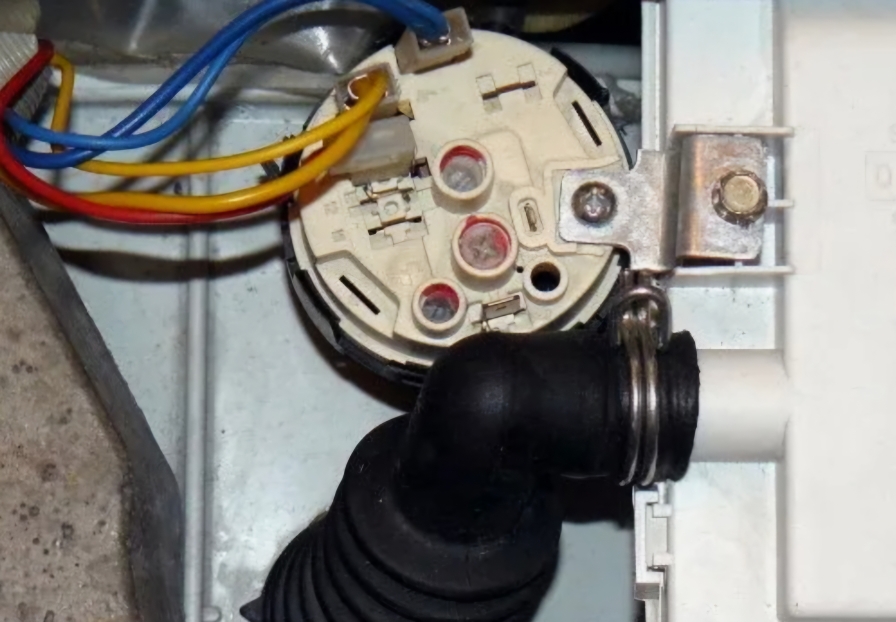 Ошибка F17 в стиральной машине Bosch Ошибка F17 в стиральной машине Bosch