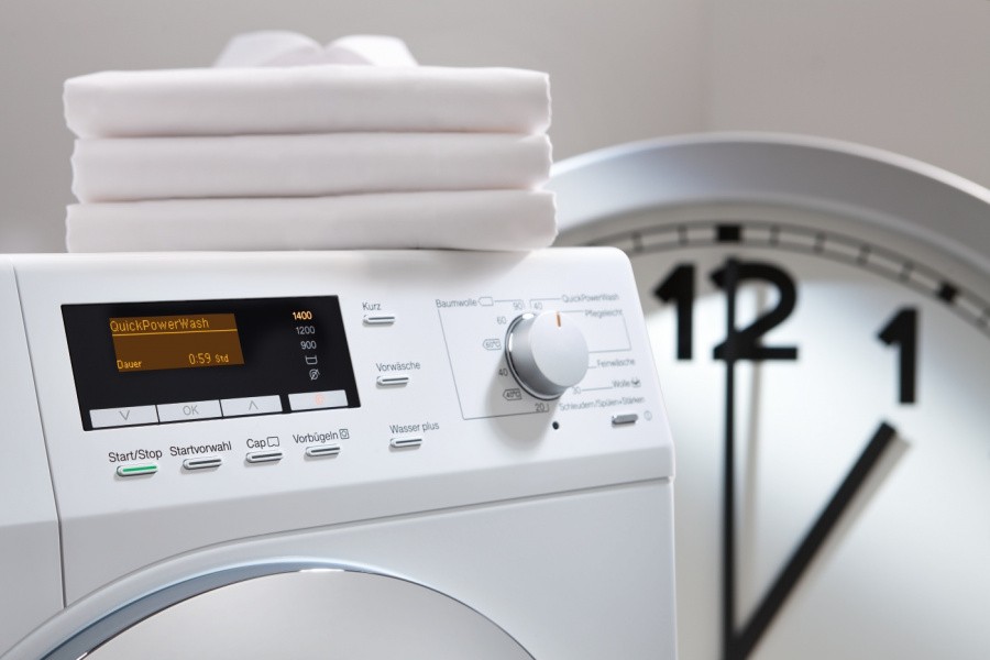 Обзор стиральной машины Miele WCR890WPS