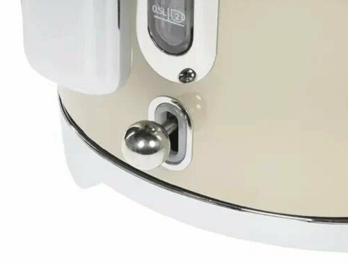 Обзор чайника Smeg KLF03CREU