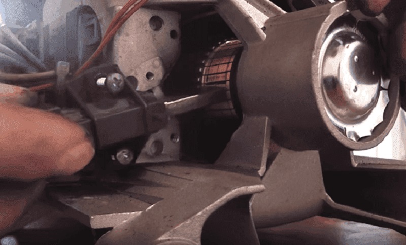 Ошибка F21 в стиральной машине Bosch Ошибка F21 в стиральной машине Bosch