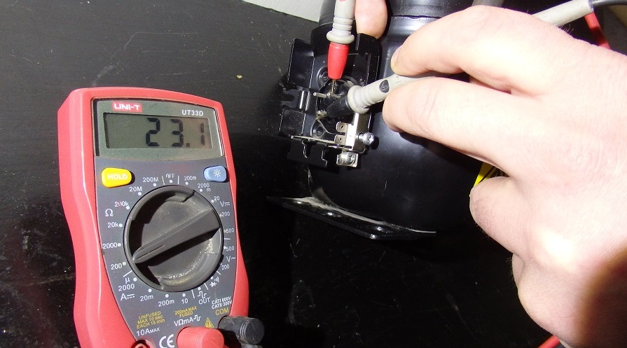  Почему не морозит холодильник