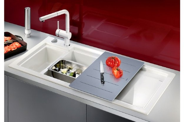 Мойка Blanco AXON II 6 S (чаша слева) керамика клапан-автомат InFino® черный (фото 4) Мойка Blanco AXON II 6 S (чаша слева) керамика клапан-автомат InFino® черный (preview 4)