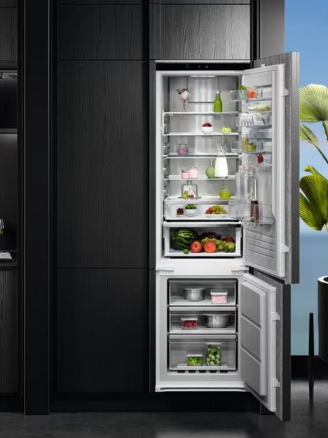 Встраиваемый холодильник AEG NSC8M191DS (фото 8) Встраиваемый холодильник AEG NSC8M191DS (preview 8)