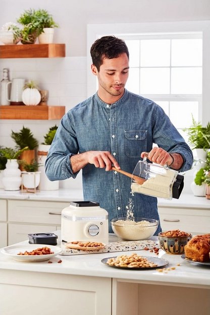 Стационарный блендер KitchenAid K400 5KSB4026EMH матовый кремовый (preview 7)