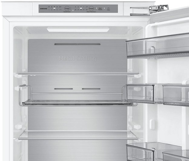 Встраиваемый холодильник Samsung BRB80F26CEF0EO (фото 6) Встраиваемый холодильник Samsung BRB80F26CEF0EO (preview 6)