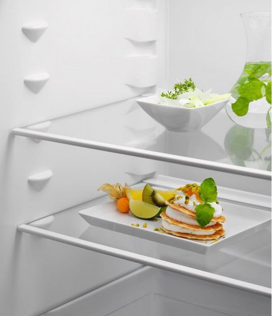 Встраиваемый холодильник Electrolux ERD6DE18S4 (фото 4) Встраиваемый холодильник Electrolux ERD6DE18S4 (preview 4)