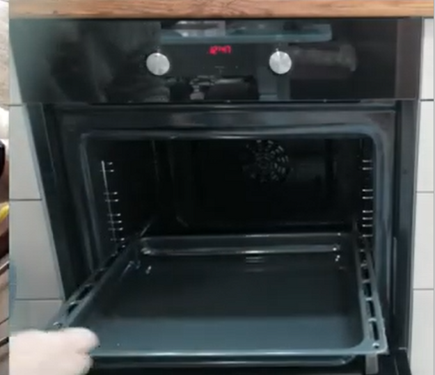 Духовой шкаф Zigmund Shtain EN 22.901 S (video 1)