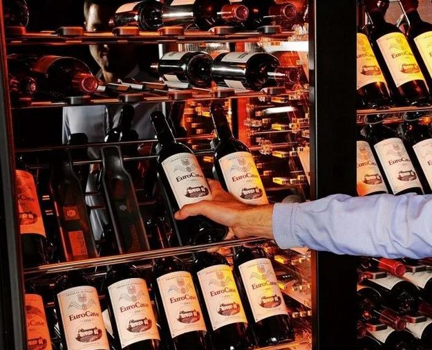 Витрина для вина EuroCave V-90001 (preview 4)