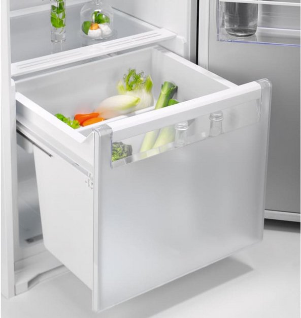 Встраиваемый холодильник Electrolux ERD6DE18S4 (фото 7) Встраиваемый холодильник Electrolux ERD6DE18S4 (preview 7)