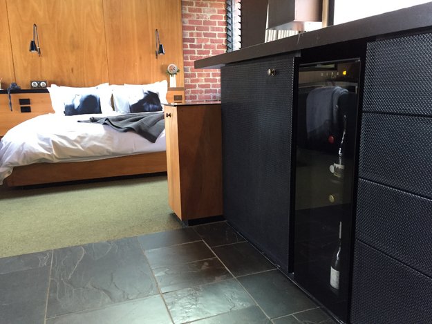 Встраиваемый винный шкаф со встроенной системой вакуумирования EuroCave Tete&Tete S-013 (preview 7)