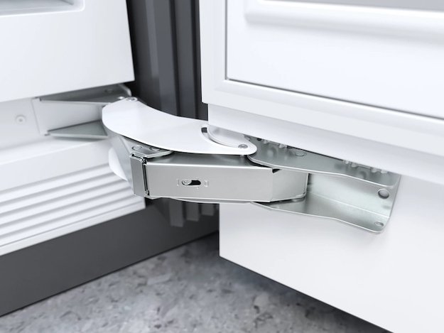 Встраиваемый морозильник Miele F 2812 Vi MasterCool (фото 7) Встраиваемый морозильник Miele F 2812 Vi MasterCool (preview 7)
