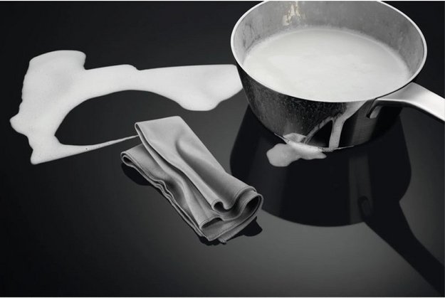 Варочная панель со встроенной вытяжкой AEG CCE84779CB (preview 7)