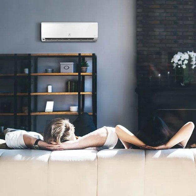 Сплит-система Electrolux EACS/I-24HP/N8_23Y (preview 5)