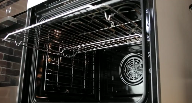 Духовой шкаф Midea MO78100CGW (video 1)