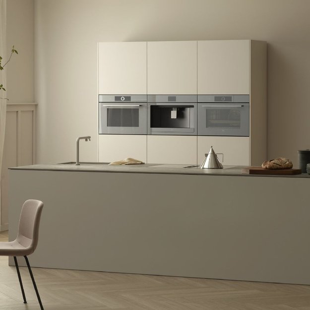 Встраиваемый паровой шкаф V-Zug CombiSteamer V4000 45 CS4T-23031 черное стекло (preview 6)