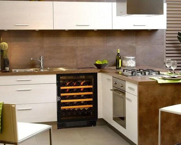 Встраиваемый монотемпературный винный шкаф EuroCave V-059 K-800014-S (preview 7)