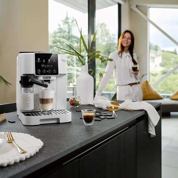 Кофемашина DeLonghi ECAM220.61.W (preview 6)