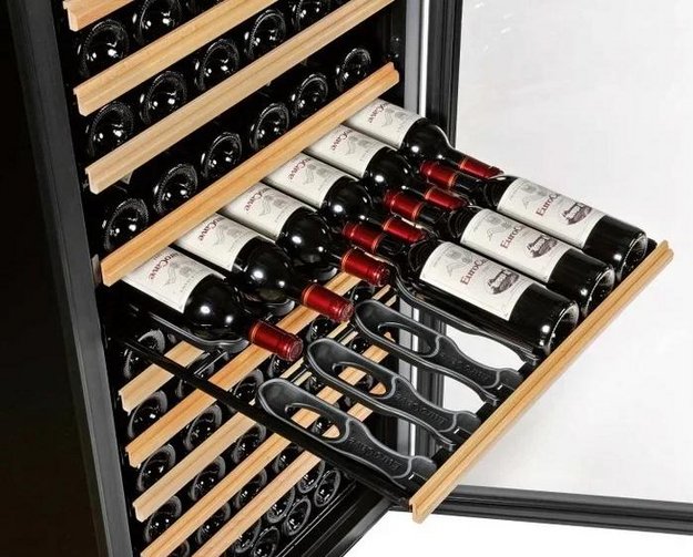 Монотемпературный винный шкаф EuroCave V-PURE-L P-300042-L (preview 5)