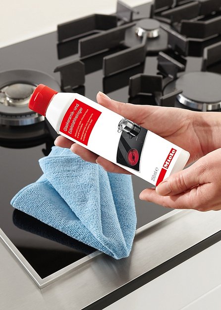 Средство для чистки стеклокерамики и нержавеющей стали Miele GP CL KM 0252 L (фото 2) Средство для чистки стеклокерамики и нержавеющей стали Miele GP CL KM 0252 L (preview 2)