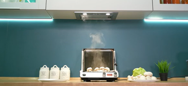 Встраиваемая кухонная вытяжка MAUNFELD Crosby Singl 5028 белый (video 3)