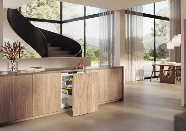 Встраиваемый холодильник Miele KU 7030 D (фото 5) Встраиваемый холодильник Miele KU 7030 D (preview 5)