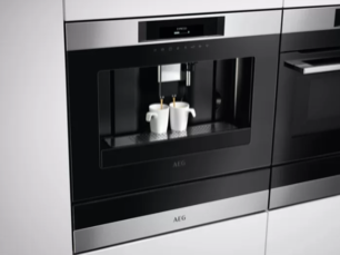 Встраиваемая кофемашина АЕГ KKK884500M фото 2 в Санкт-Петербурге Встраиваемая кофемашина AEG KKK884500M фото 2 в Санкт-Петербурге