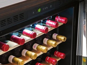 Винный шкаф Индел Би HT 36 HIGH TECH фото 3 в Санкт-Петербурге Винный шкаф Indel B HT 36 HIGH TECH фото 3 в Санкт-Петербурге
