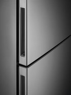 Холодильник Электролюкс LNT 7ME36 X3 фото 4 в Санкт-Петербурге Холодильник Electrolux LNT 7ME36 X3 фото 4 в Санкт-Петербурге