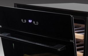 Винный шкаф Зигмунд Штайн BR 21 X фото 3 в Санкт-Петербурге Винный шкаф Zigmund Shtain BR 21 X фото 3 в Санкт-Петербурге