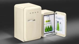 Мини-бар Смег FAB5RCR фото 3 в Санкт-Петербурге Мини-бар Smeg FAB5RCR фото 3 в Санкт-Петербурге