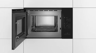 Встраиваемая микроволновая печь Бош BFL550MB0 фото 3 в Санкт-Петербурге Встраиваемая микроволновая печь Bosch BFL550MB0 фото 3 в Санкт-Петербурге