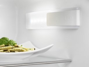 Холодильник Электролюкс ENN 92853 CW фото 2 в Санкт-Петербурге Холодильник Electrolux ENN 92853 CW фото 2 в Санкт-Петербурге