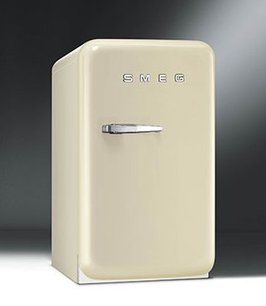 Мини-бар Смег FAB5RCR фото 2 в Санкт-Петербурге Мини-бар Smeg FAB5RCR фото 2 в Санкт-Петербурге