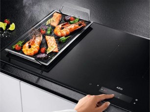 Варочная панель АЕГ IAE84851FB фото 4 в Санкт-Петербурге Варочная панель AEG IAE84851FB фото 4 в Санкт-Петербурге