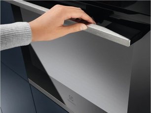 Духовой шкаф Электролюкс OKE6P77WX фото 2 в Санкт-Петербурге Духовой шкаф Electrolux OKE6P77WX фото 2 в Санкт-Петербурге