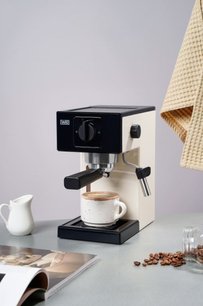 Кофеварка рожковая VARD VCPA1C фото 4 в Санкт-Петербурге