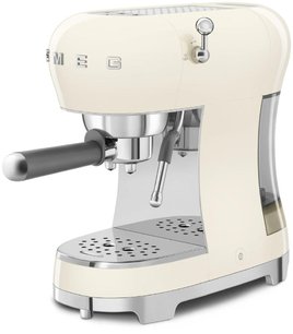 Кофемашина Smeg ECF02CREU фото 3 в Санкт-Петербурге