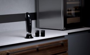 Ручной вакуумный упаковщик BORK AU508 фото 3 в Санкт-Петербурге