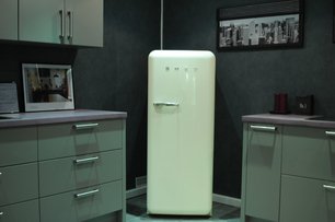 Холодильник Смег CVB20RP фото 3 в Санкт-Петербурге Холодильник Smeg CVB20RP фото 3 в Санкт-Петербурге