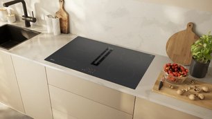 Индукционная варочная панель с вытяжкой Neff V58NBS1L0 фото 3 в Санкт-Петербурге