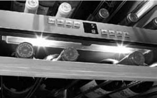 Винный шкаф Smeg SCV36X1 фото 3 в Санкт-Петербурге