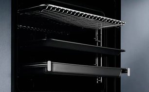 Духовой шкаф Electrolux EOF3H50BK фото 4 в Санкт-Петербурге