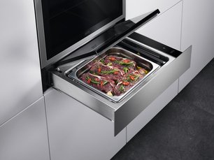 Вакуумный упаковщик AEG KDE911423M фото 4 в Санкт-Петербурге