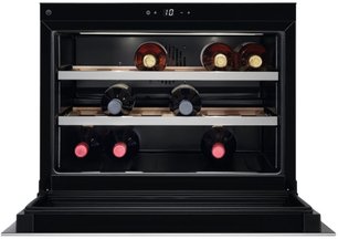 Встраиваемый винный шкаф AEG KWE884520M фото 2 в Санкт-Петербурге