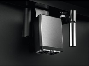 Встраиваемая кофемашина АЕГ KKK994500M фото 4 в Санкт-Петербурге Встраиваемая кофемашина AEG KKK994500M фото 4 в Санкт-Петербурге